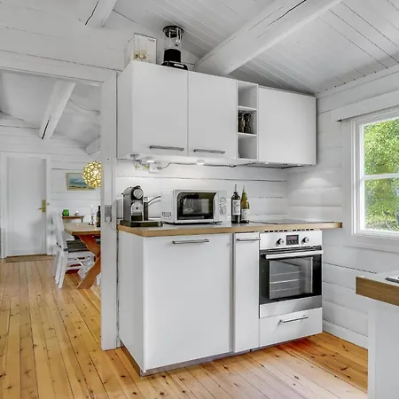3 Bedroom Pet Friendly In