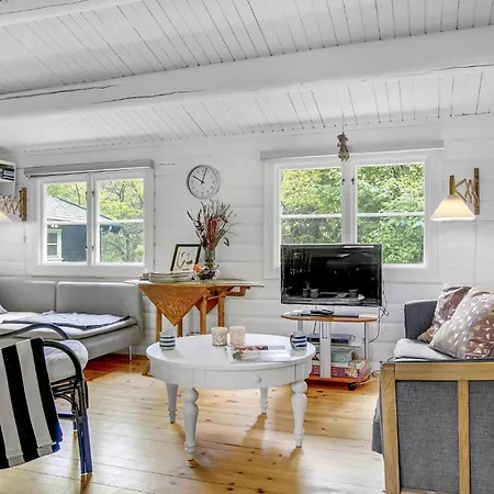 3 Bedroom Pet Friendly In *